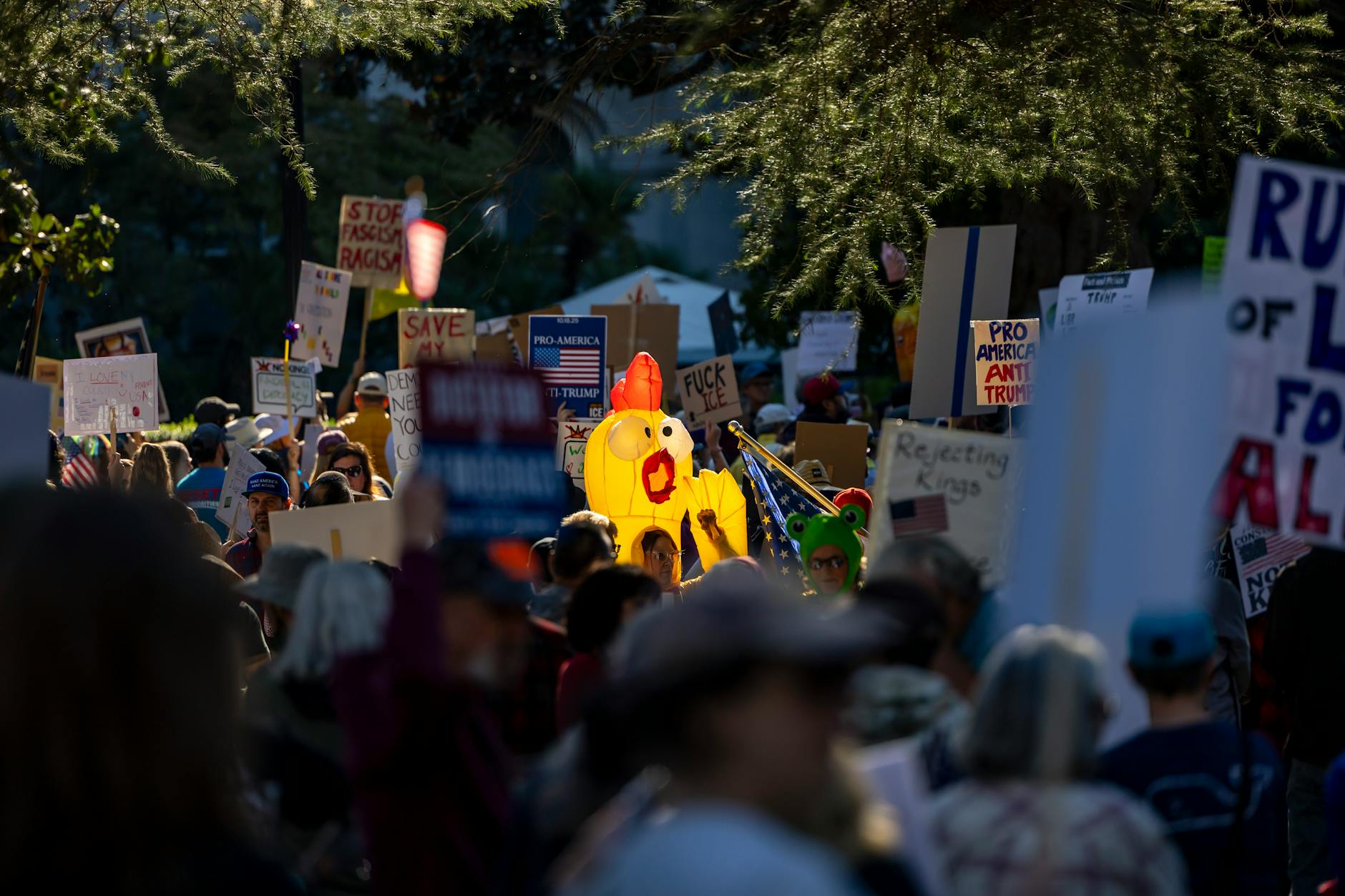 Trump’s theatrical State of the Union address offers little hint of any change in course